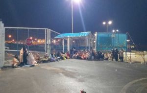 به این تراژدی غمناک پایان دهید/این‌ها خانواده‌های من‌‌وشما هستند/بی‌تفاوتی و بی‌خیالی چرا و با چه توجیهی!؟